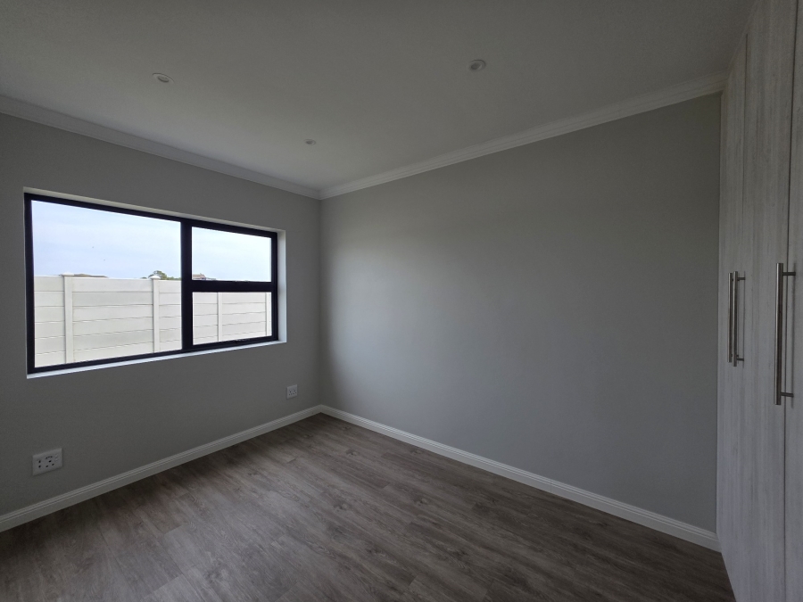 3 Bedroom Property for Sale in Paradise Beach Eastern Cape